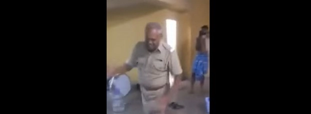 जेलर का 'डर्टी डांस' हुआ वायरल, पड़ा महंगा.. - Police, Tamil Nadu, dipty jailar video