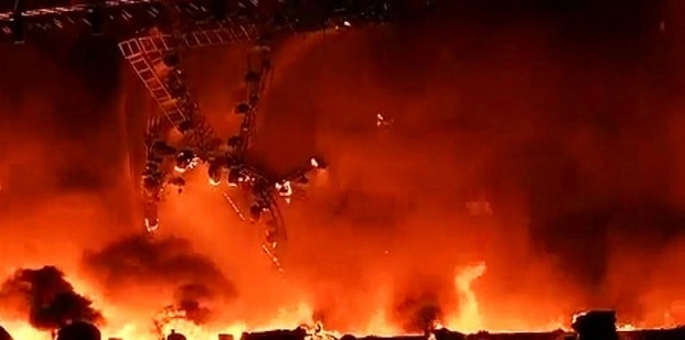 पटाखा गोदाम में आग, 5 की मौत - Fireworks godown