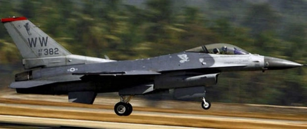 पाक को एफ-16 की बिक्री के खिलाफ अमेरिका में प्रस्ताव - Resolution in US House to block sale of F-16 to Pak