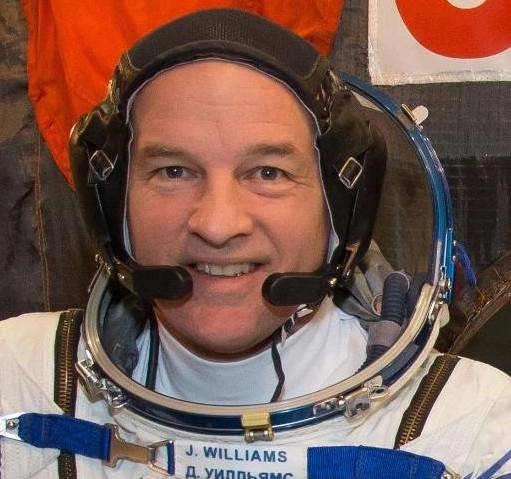 बुजुर्ग अतंरिक्ष यात्री के हौसलों की उड़ान - Russian rocket with US astronaut Jeff Williams on Space Journey