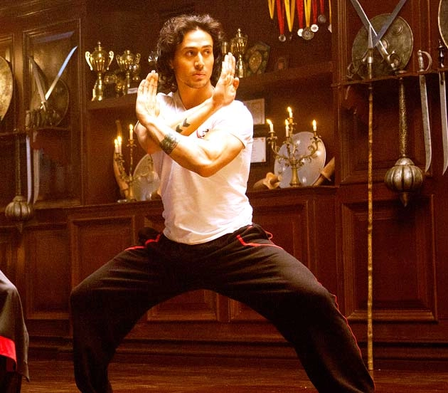ब्रूस ली पर बायोपिक... टाइगर दावेदार - Bruce Lee, Shekhar Kapoor, Tiger Shroff, Biopic
