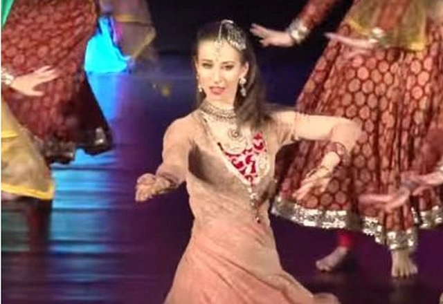 #webviral पौलेंड की डांसर ने पेश किया 'दीवानी मस्तानी' - polish women dancers deewani mastani