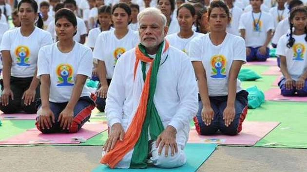 देशभर में योग की अलख जगाएंगे मोदी और उनके 57 मंत्री - National news, Narendra Modi, Yoga, International Yoga Day