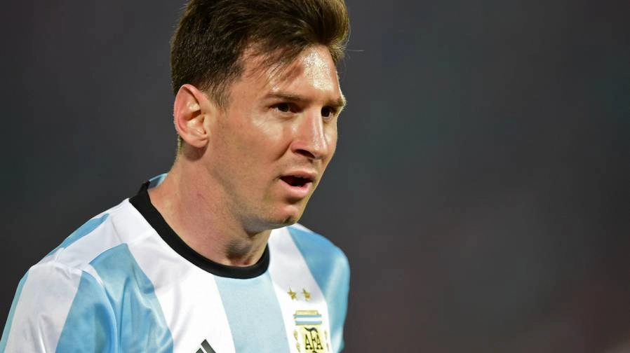 मेस्सी के जाने से अर्जेन्टीना फुटबॉल संकट में