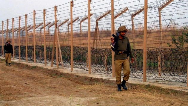 भारत-पाक अंतरराष्ट्रीय सीमा पर दो घुसपैठिए ढेर - Bharat Pak International Border
