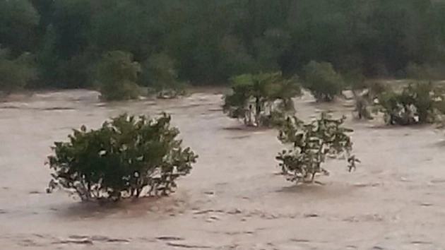 त्रिपुरा में बाढ़ से 6 लोगों की मौत, कई घरों को नुकसान - Tripura, flood, rain, death