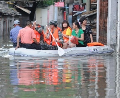 चीन में भारी बारिश से 87 मरे - China, heavy rains, affecting 1 million people