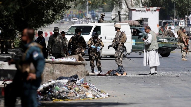 काबुल के मतदान केंद्र में फिदायीन हमला, कम से कम 13 की मौत - Kabul polling station fidayeen assault