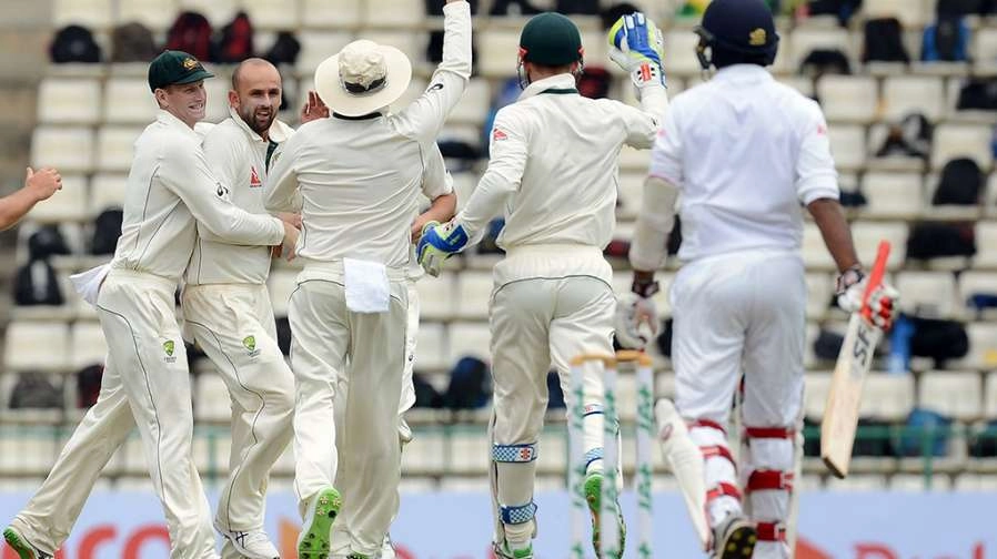 श्रीलंका 117 रन पर ढेर, ऑस्ट्रेलिया भी लड़खड़ाया - Cricket News, Australia, Sri Lanka Test series