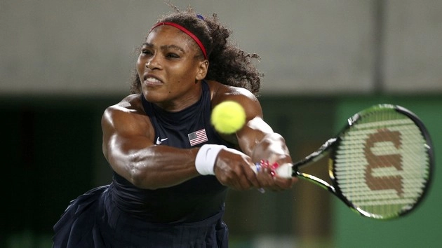 वीनस से हारकर सेरेना इंडियन वेल्स से बाहर - Serena williams