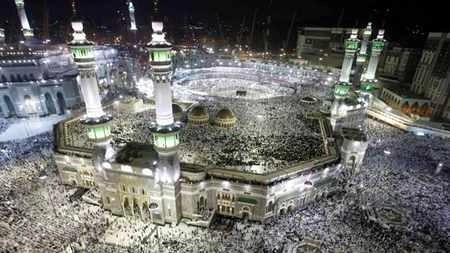 Hajj Yatra 2022: હજ યાત્રામાં  શૈતાનને આ માટે મારવામાં આવે છે પત્થર જાણો ઈસ્લામમાં શું છે તેનુ મહત્વ