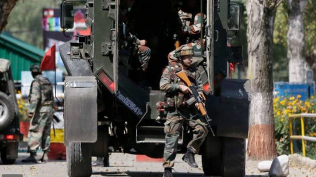 जम्‍मू-कश्‍मीर में इस साल हुए बड़े आतंकी हमले... - terrorist attack in Jammu Kashmir