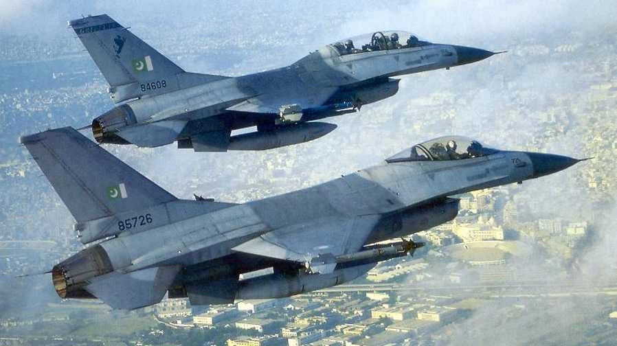 भारत से डरा पाकिस्‍तान, रात में उड़ाए F16 विमान - India, Indian border, Pakistan, Pakistani fighter jets, F16 aircraft