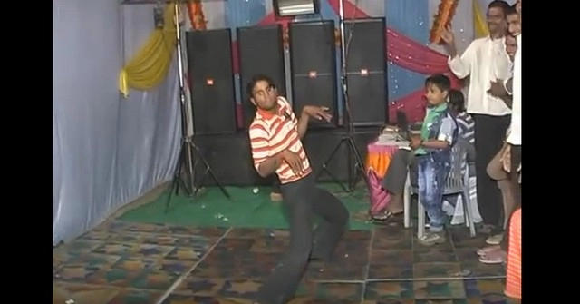 #webviral कभी देखा है ऐसा डांस, ओपन चैलेंज (वीडियो) - murga dance funny vide viral