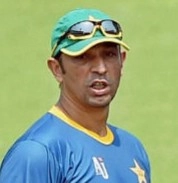 पाकिस्तान के गेंदबाजी कोच बने रहेंगे अजहर - Azhar Mehmood