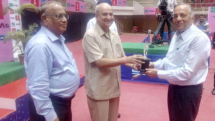 भारतीय टेबल टेनिस फेडरेशन ने अभय जी को किया सम्मानित