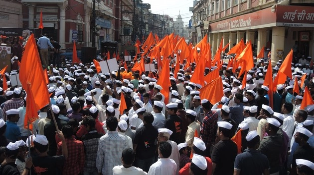 इंदौर में भव्य मराठा मूक मोर्चा (वीडियो) - Maratha Morcha in Indore