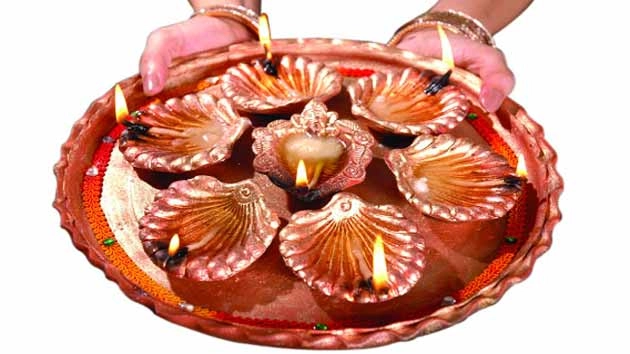 दीपावली पर कविता : मंगलदीप जलाओ... - Diwali Kavita in Hindi