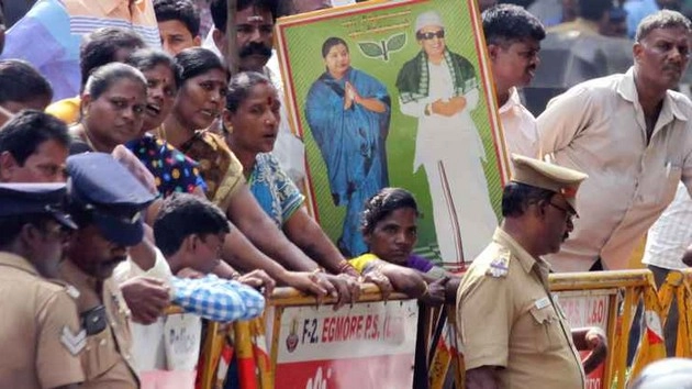 जयललिता के जाने से किस के लिए क्या बदलेगा? - tamil nadu politics after j. jayalalithaa death
