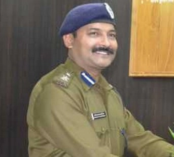 इंदौर में ऑपरेशन 'चक्रव्यूह' के तहत 155 गुंडे-बदमाश गिरफ्तार - Indore, DIG,  Hari Narayan Mishra Chari Mishra