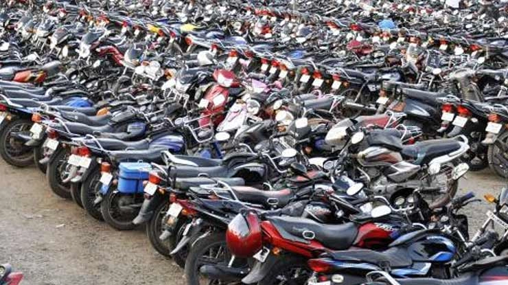 दिल्ली में हर घंटे 4 से अधिक वाहनों की होती है चोरी - Delhi Motorcycle theft