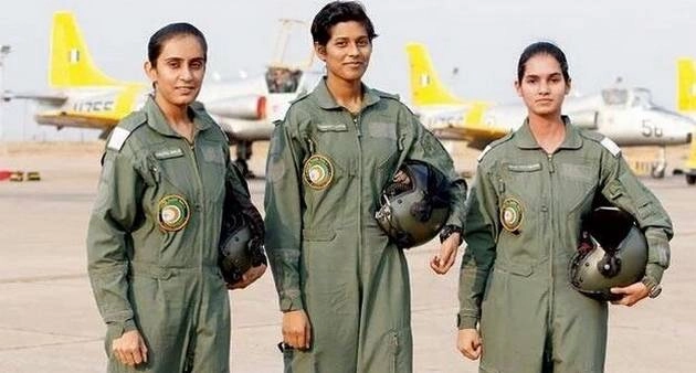 साल 2016 : आधी आबादी ने जोड़ा सुनहरा पन्ना... - Year 2016, Indian citizen, Indian women, Indian Air Force