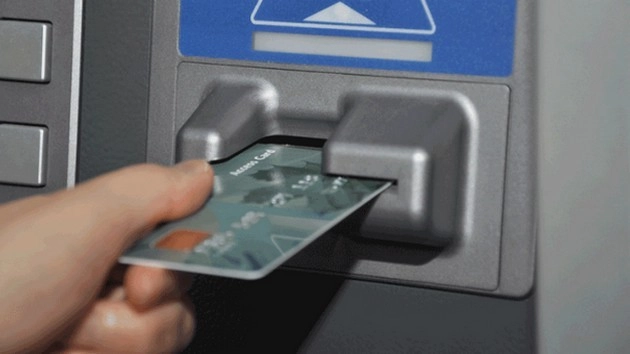 खुशखबर! बढ़ी एटीएम से नकदी निकासी की सीमा - Cash withdrawal limit from ATMs increased to Rs 10000
