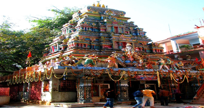 द्रविड़ वास्तुकला शैली में निर्मित नीलकंठ मंदिर है देवाधिदेव की श्रद्धास्थली - Neelkanth Temple, God Neelkanth Mahadev, Uttarakhand