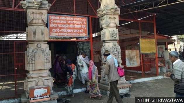 हो क्या रहा है अयोध्या की 'राम मंदिर कार्यशाला' में
