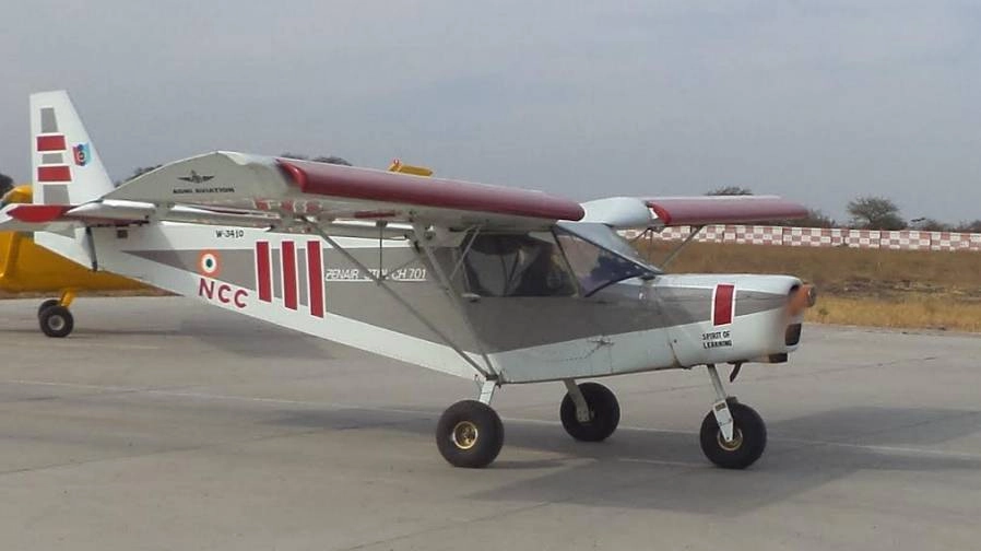 इंदौर को मिली नवीन माइक्रोलाइट हवाई जहाज की सौगात - Microlight airplane, No. 1 Air Squadron NCC Indore MP