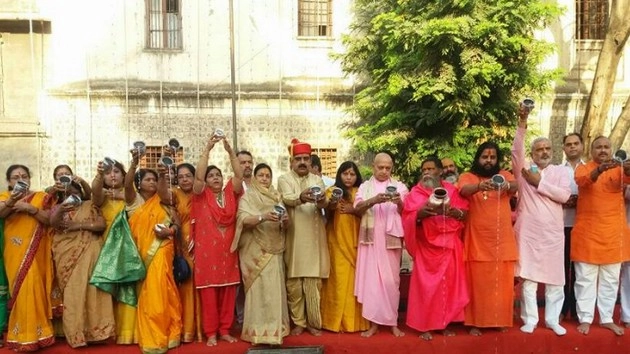 राजबाड़ा पर उमड़ा जनसैलाब और मनाया नववर्ष - New year celebration in Indore