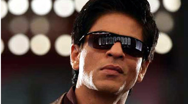 जबरा फैन हुआ पागल, शाहरुख के इंतज़ार में काट लिया खुद का गला - Shahrukh Khan, Fan, Zero, Birthday, Diwali