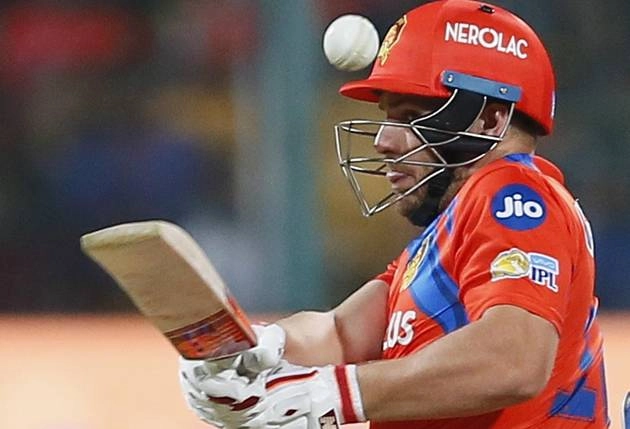IPL 10 : सुरेश रैना चोटिल, गुजरात लायंस के लिए बेहद जरूरी है जीत - Gujarat Lions