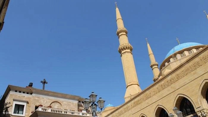 चर्च और मस्जिदों पर कड़ी कार्रवाई - Church and mosque