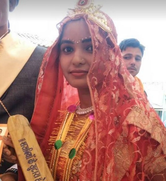 मंत्री ने दूल्हों की पिटाई के लिए दुल्हनों को गिफ्ट की मोगरी - Minister bride Madhya Pradesh News