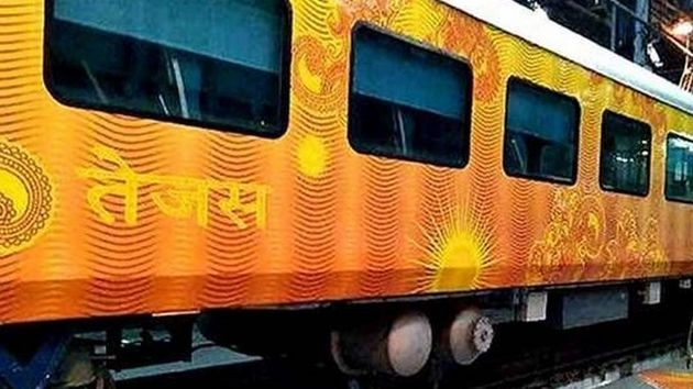 भारतीय रेल की पहली प्राइवेट रेलगाड़ी Tejas ने पहले महीने में की 70 लाख की कमाई