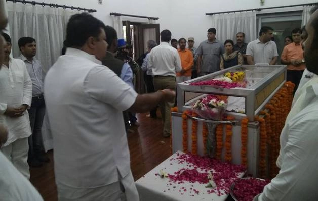 अनिल माधव दवे का निधन, भाजपा नेताओं में शोक की लहर