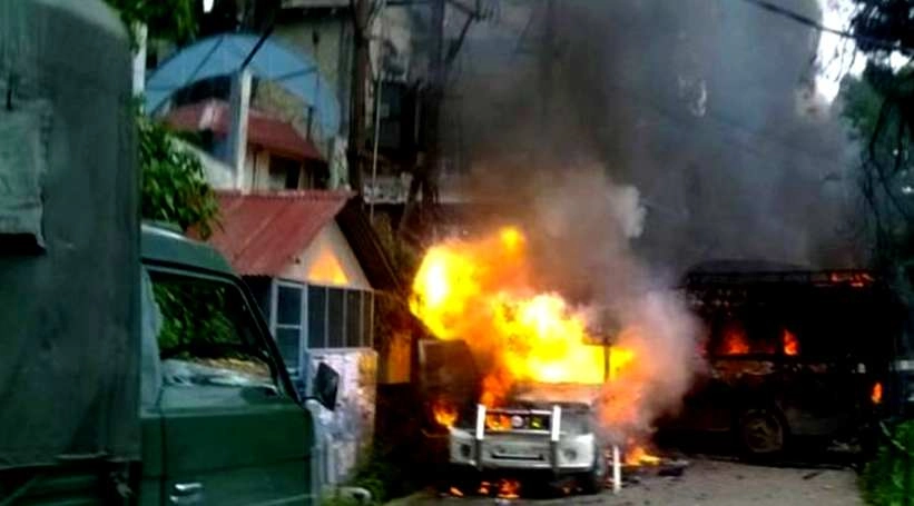 दार्जिलिंग 'बंद' में हुई हिंसा और आगजनी - Darjeeling violence, Darjeeling hills, GJM