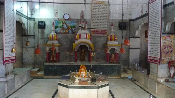 भगवान शिव की आराधना के लिए प्रसिद्ध है आगरा का कैलाश मेला - Kailash Mela, Kailash Temple, Agra