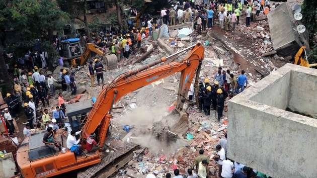 मुंबई में इमारत गिरने से 17 की मौत, शिवसेना नेता गिरफ्तार - Mumbai