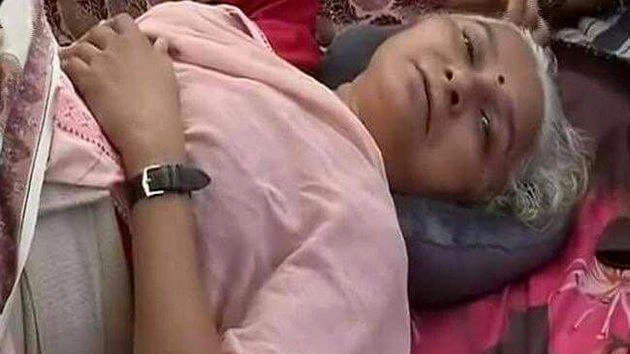 मेधा पाटकर अस्पताल में भर्ती, हालत खतरे से बाहर - Medha Patkar out of danger