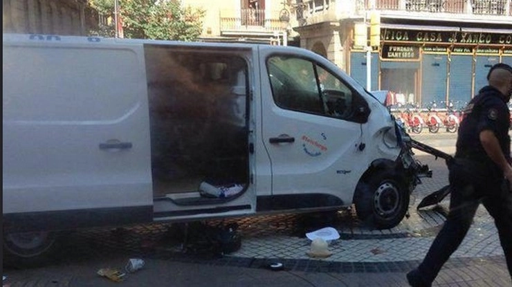 बार्सिलोना में आतंकी हमला, 13 लोगों की मौत - Barcelona terrorist attack Spain