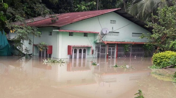 100 सालों में सबसे भयावह बाढ़ झेल रहा केरल, मदद के लिए आगे आए यूएई के शेख खलीफा - Flood in Kerala, floods, Sheikh Khalifa