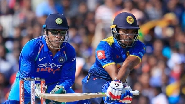 श्रीलंका के कोच ने बल्लेजाजों पर ठीकरा फोड़ा