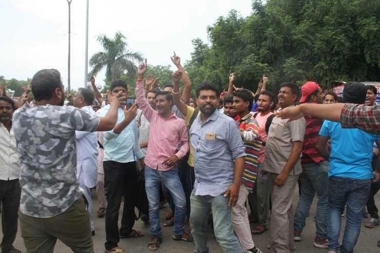 फैसले के खिलाफ डेरा समर्थकों ने बनाई थी 'युवा ब्रिगेड' - Gurmeet Ram Rahim, Youth Brigade, Dera supporter