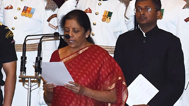 निर्मला सीतारमण ने संभाली रक्षा मंत्रालय की कमान - Defence minister Nirmala Sitharaman