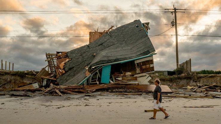 इरमा तूफान के कारण फ्लोरिडा में बिजली संकट, 8 लोगों की मौत