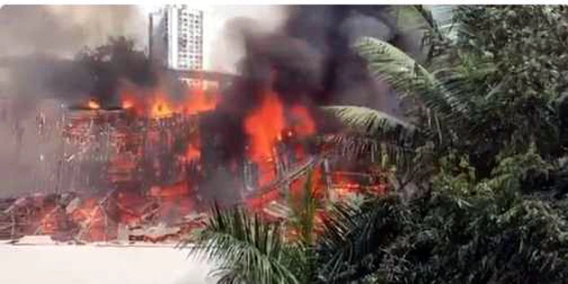 મુંબઈના આરકે સ્ટુડિયોમાં લાગી ભીષણ આગ, ફાયર બ્રિગેડની 6 ગાડીઓ પહોંચી