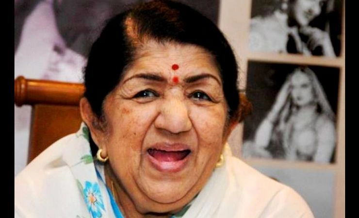 Lata Mangeshkar | 90 वर्ष की हुईं लता मंगेशकर, जावड़ेकर ने ट्वीट कर दी बधाई