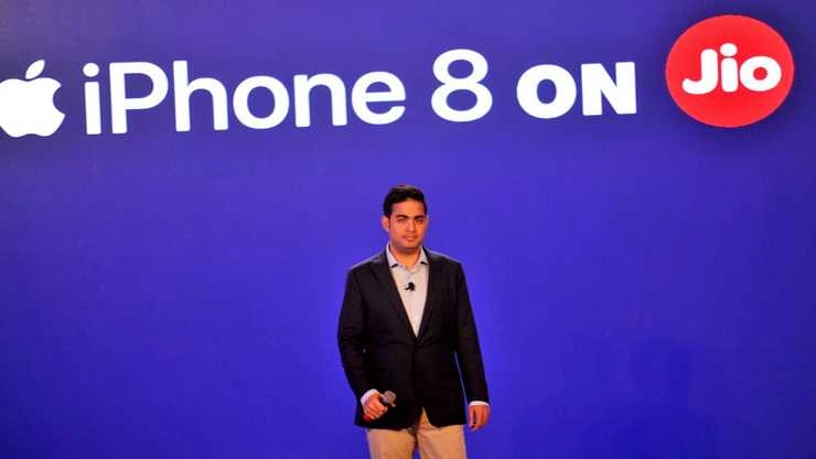 JIO ऑफर के साथ आई फोन 8 और आईफोन 8 प्लस लॉन्च - Apple, Jio launch iPhone 8, 8 plus in India